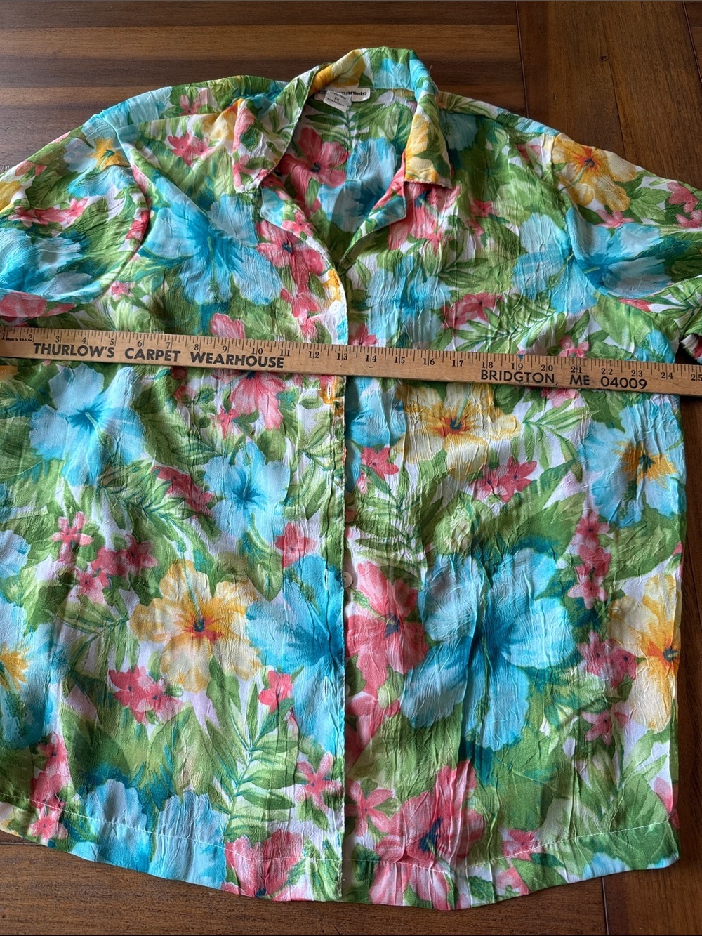Cathy Daniels Shear Floral Button-Front Blouse in Green, Blue, Pink, Yellow-2X - Picture 4 of 6